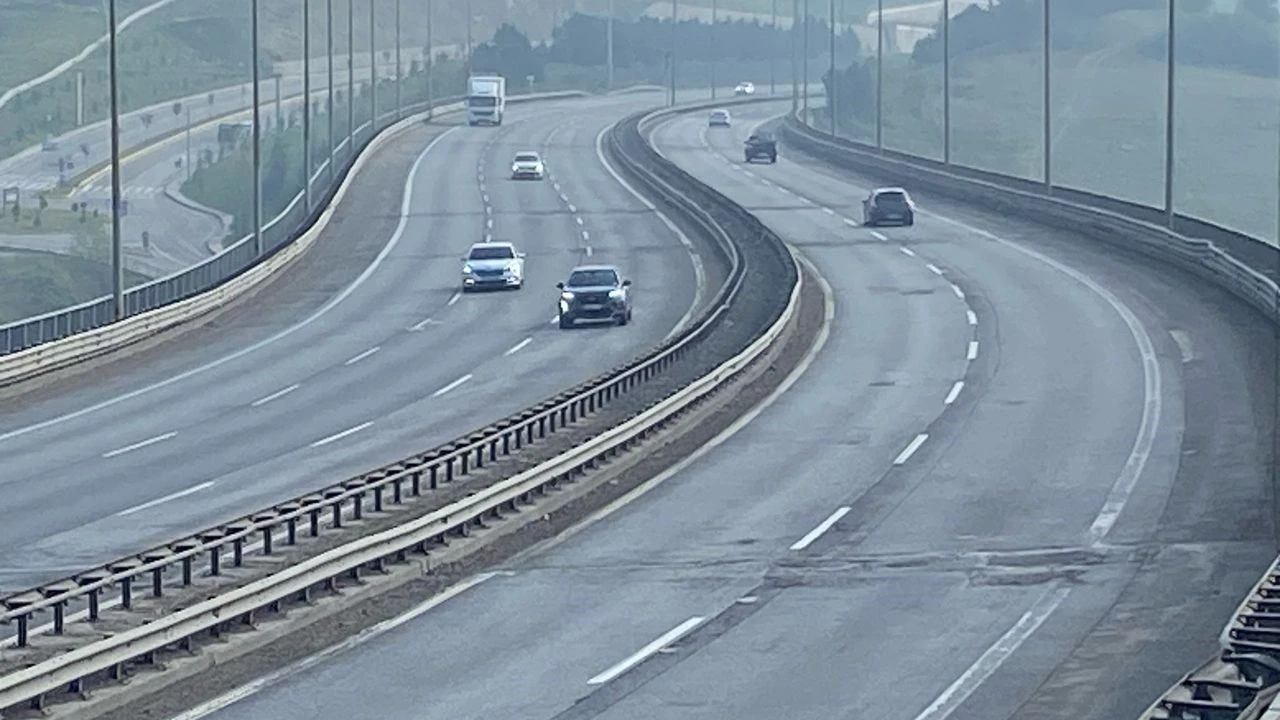 Dönüş Yolunda Yoğunluk Yok, Trafik Rahat