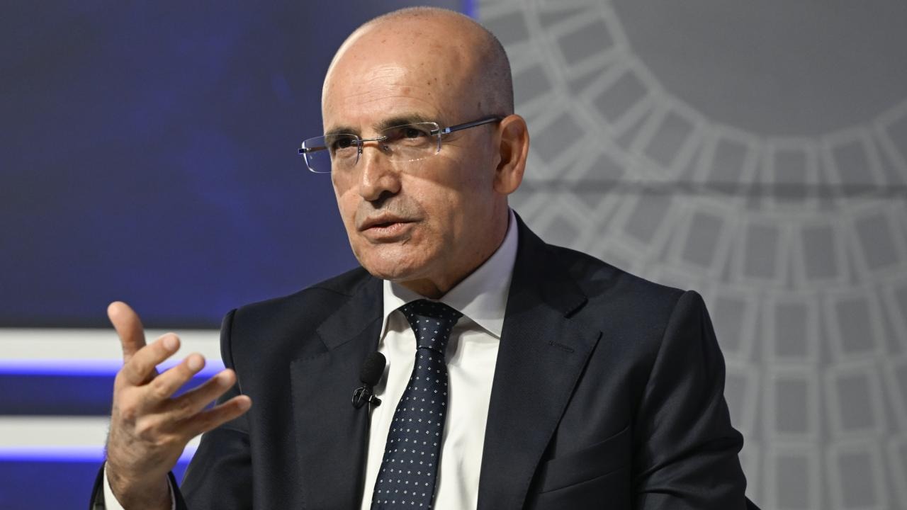 Şimşek’ten Küresel Ekonomi Mesajı: “Riskleri Azaltıp Fırsatları Çeşitlendirmeliyiz”