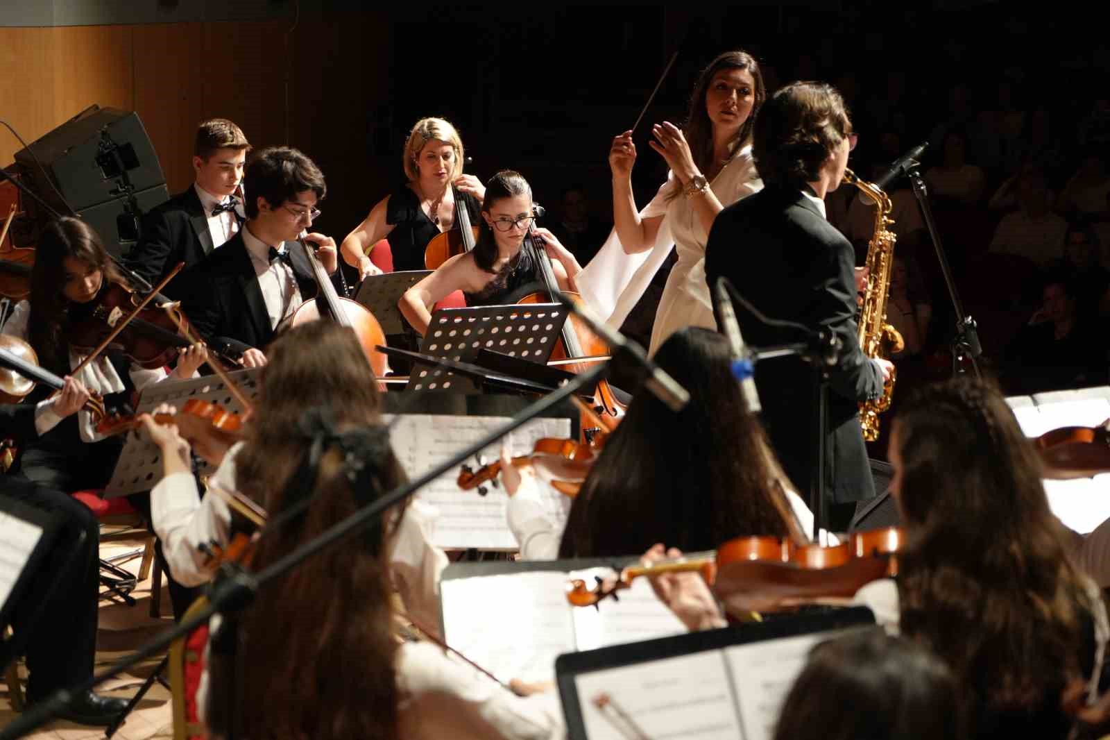 Edirne Lisesi Öğrencilerinden Müzik Dolu Gece