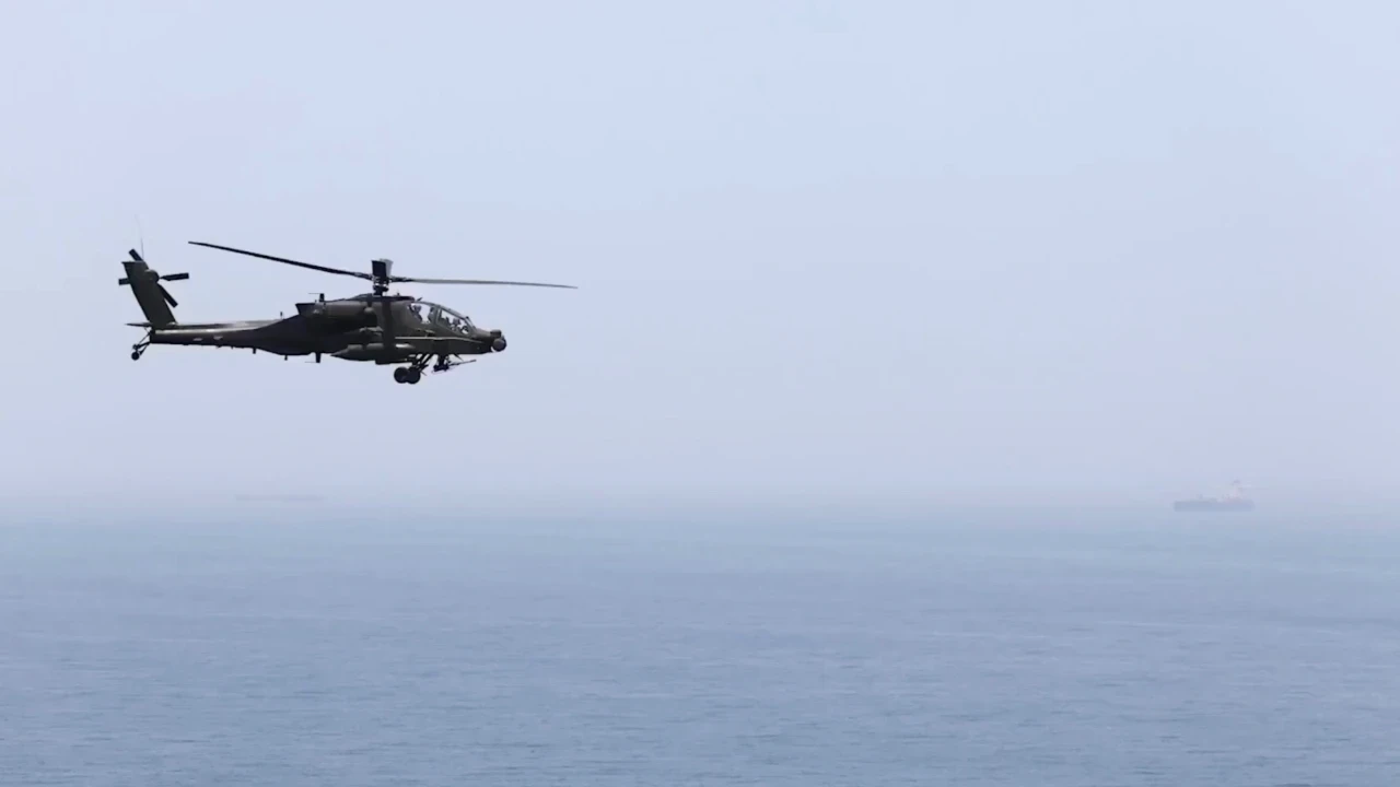 Hürmüz Boğazı Yakınlarında ABD Helikopteri Düştü